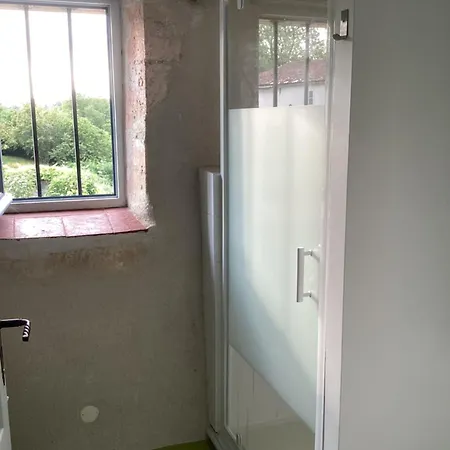 Joli Avec Vue Sur Le Chateau * Bourdeilles