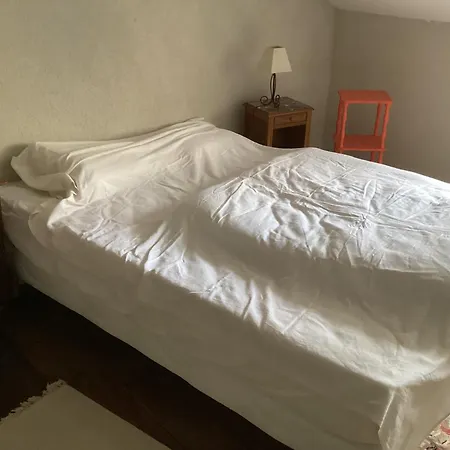 Holiday home Joli Avec Vue Sur Le Chateau