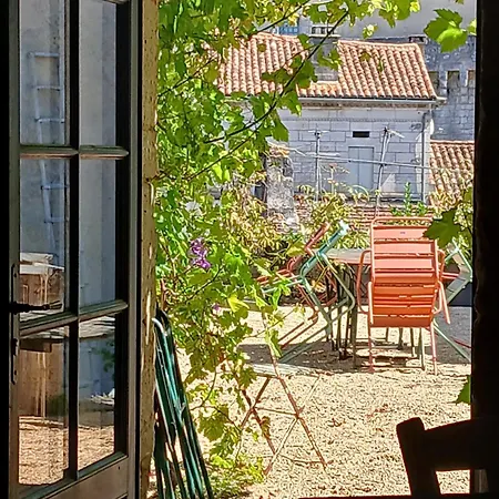 Hébergement de vacances Joli Avec Vue Sur Le Château Bourdeilles