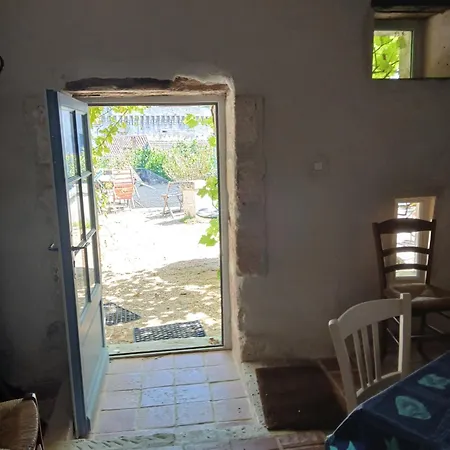 Joli Avec Vue Sur Le Chateau *