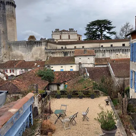 Joli Avec Vue Sur Le Chateau *