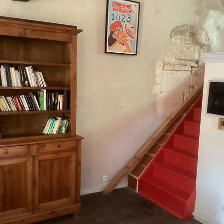 Hébergement de vacances Joli Avec Vue Sur Le Château Bourdeilles